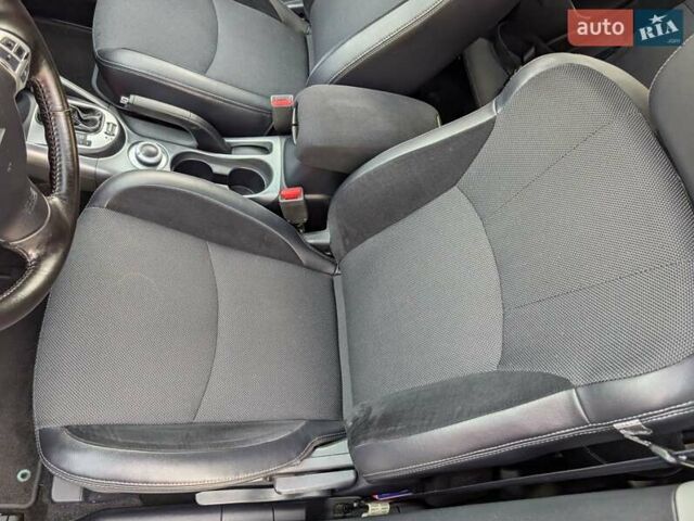 Серый Мицубиси Аутлендер ХЛ, объемом двигателя 2.2 л и пробегом 266 тыс. км за 11250 $, фото 39 на Automoto.ua