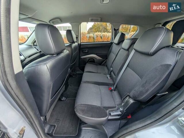 Серый Мицубиси Аутлендер ХЛ, объемом двигателя 2.2 л и пробегом 266 тыс. км за 11250 $, фото 51 на Automoto.ua