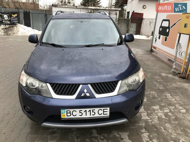 Синий Мицубиси Аутлендер ХЛ, объемом двигателя 2.4 л и пробегом 295 тыс. км за 7600 $, фото 12 на Automoto.ua