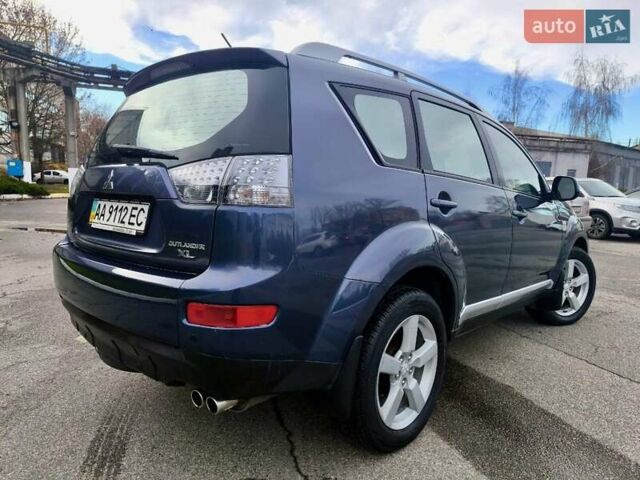 Синий Мицубиси Аутлендер ХЛ, объемом двигателя 3 л и пробегом 197 тыс. км за 9200 $, фото 11 на Automoto.ua