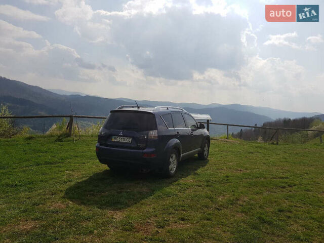 Синий Мицубиси Аутлендер ХЛ, объемом двигателя 2.4 л и пробегом 295 тыс. км за 7600 $, фото 8 на Automoto.ua