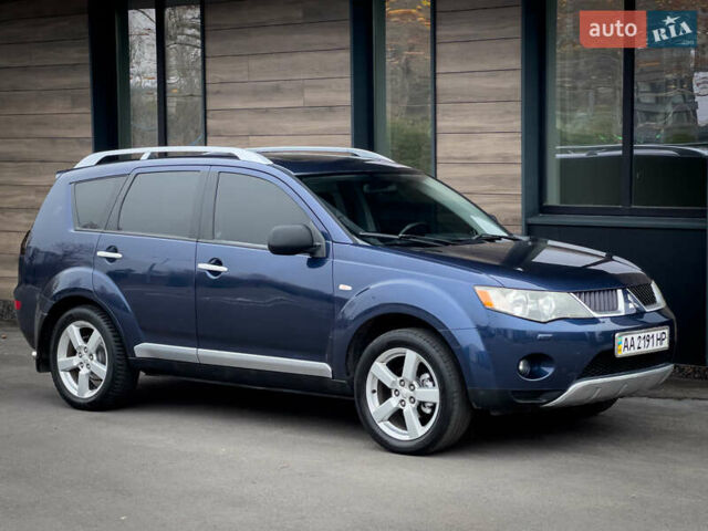 Синий Мицубиси Аутлендер ХЛ, объемом двигателя 2.4 л и пробегом 249 тыс. км за 8800 $, фото 12 на Automoto.ua