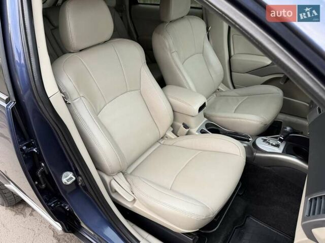 Синий Мицубиси Аутлендер ХЛ, объемом двигателя 3 л и пробегом 180 тыс. км за 9900 $, фото 17 на Automoto.ua