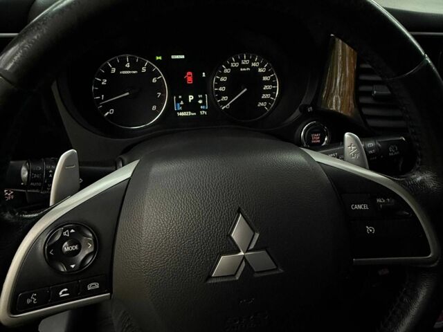 Белый Мицубиси Аутлендер, объемом двигателя 2.4 л и пробегом 146 тыс. км за 13500 $, фото 10 на Automoto.ua