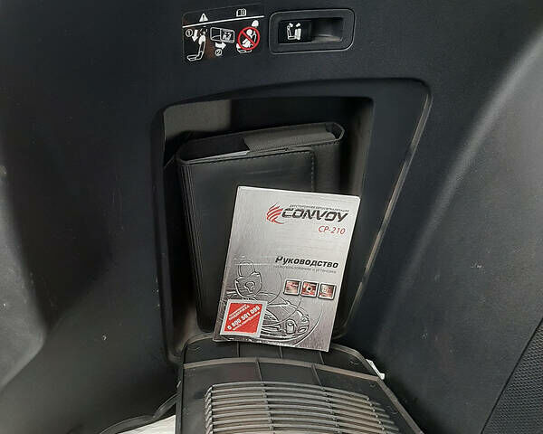 Белый Мицубиси Аутлендер, объемом двигателя 2.4 л и пробегом 63 тыс. км за 13800 $, фото 6 на Automoto.ua