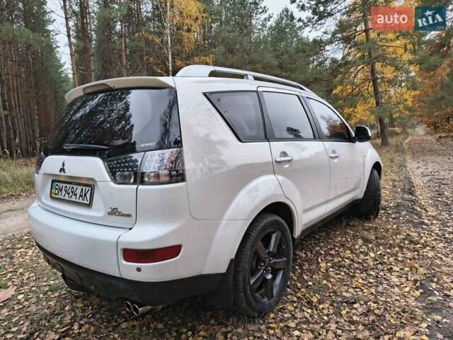 Мицубиси Аутлендер 2008 в Лебедине на Automoto.ua Белый Мицубиси Аутлендер, объемом двигателя 3 л и пробегом 150 тыс. км за 10000 $, фото 21 на Automoto.ua
