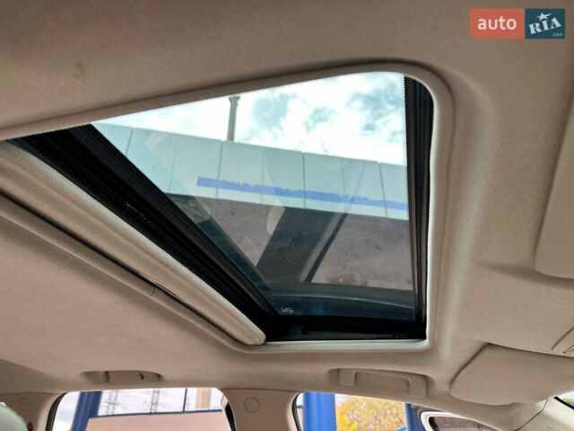 Белый Мицубиси Аутлендер, объемом двигателя 2.36 л и пробегом 160 тыс. км за 9299 $, фото 26 на Automoto.ua
