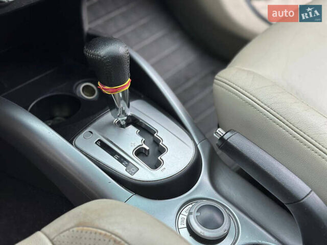 Белый Мицубиси Аутлендер, объемом двигателя 2.36 л и пробегом 160 тыс. км за 9299 $, фото 17 на Automoto.ua