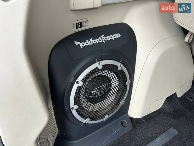 Белый Мицубиси Аутлендер, объемом двигателя 2.36 л и пробегом 160 тыс. км за 9299 $, фото 38 на Automoto.ua