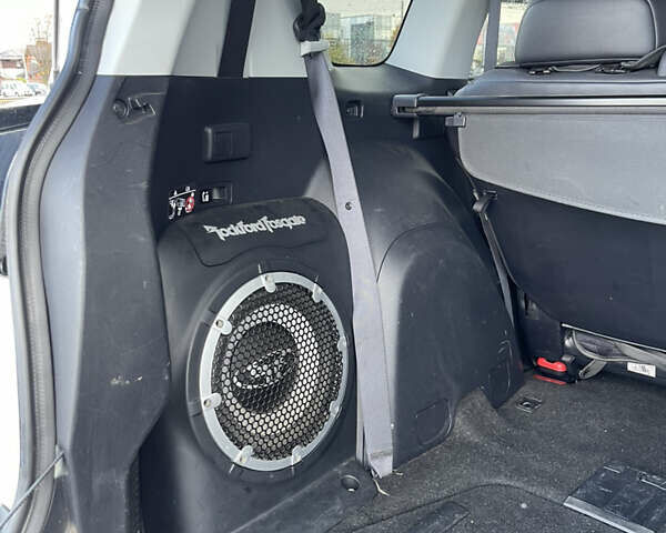 Білий Міцубісі Аутлендер, об'ємом двигуна 2.18 л та пробігом 198 тис. км за 11500 $, фото 42 на Automoto.ua