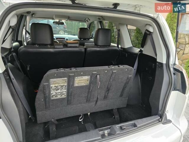 Білий Міцубісі Аутлендер, об'ємом двигуна 2.36 л та пробігом 178 тис. км за 10200 $, фото 34 на Automoto.ua