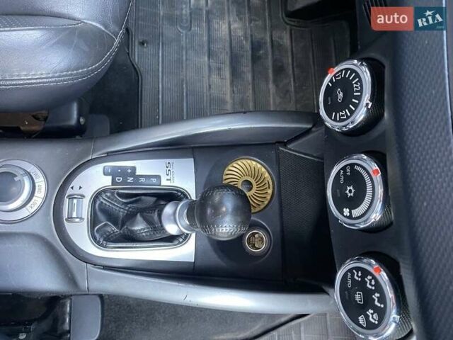 Белый Мицубиси Аутлендер, объемом двигателя 2.2 л и пробегом 260 тыс. км за 11000 $, фото 12 на Automoto.ua