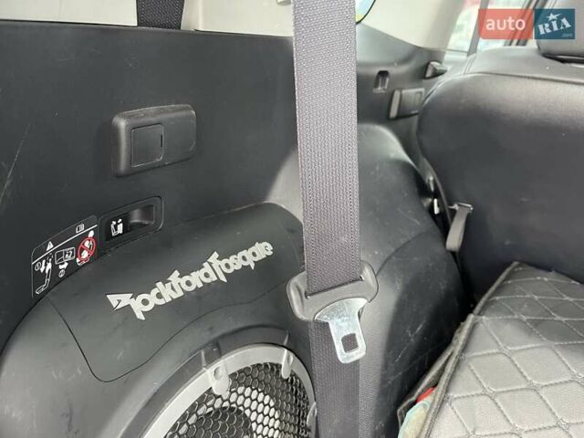 Білий Міцубісі Аутлендер, об'ємом двигуна 2.2 л та пробігом 245 тис. км за 10300 $, фото 30 на Automoto.ua