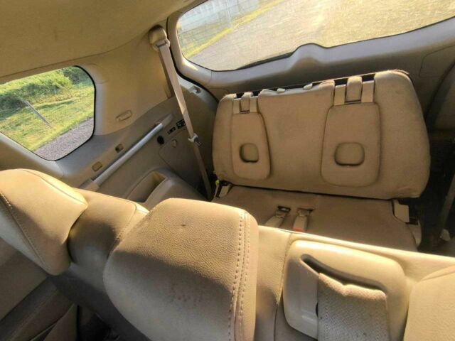 Белый Мицубиси Аутлендер, объемом двигателя 2 л и пробегом 170 тыс. км за 3744 $, фото 15 на Automoto.ua