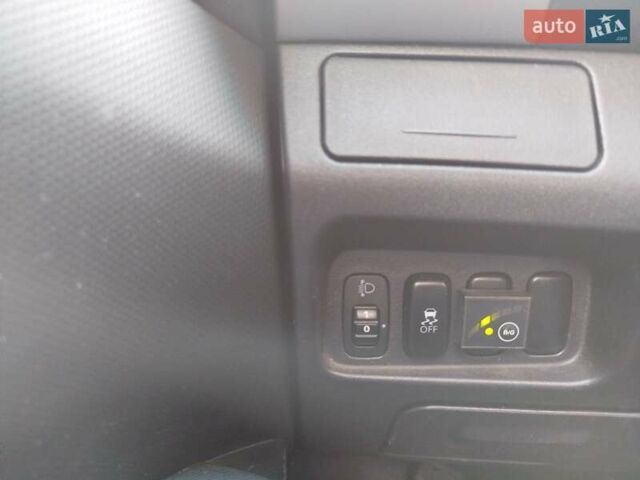 Белый Мицубиси Аутлендер, объемом двигателя 2.4 л и пробегом 157 тыс. км за 11000 $, фото 29 на Automoto.ua