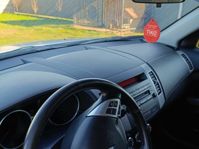 Белый Мицубиси Аутлендер, объемом двигателя 2.2 л и пробегом 232 тыс. км за 11100 $, фото 21 на Automoto.ua