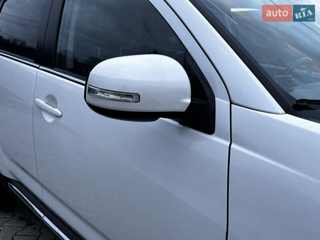 Белый Мицубиси Аутлендер, объемом двигателя 2.3 л и пробегом 161 тыс. км за 11150 $, фото 11 на Automoto.ua