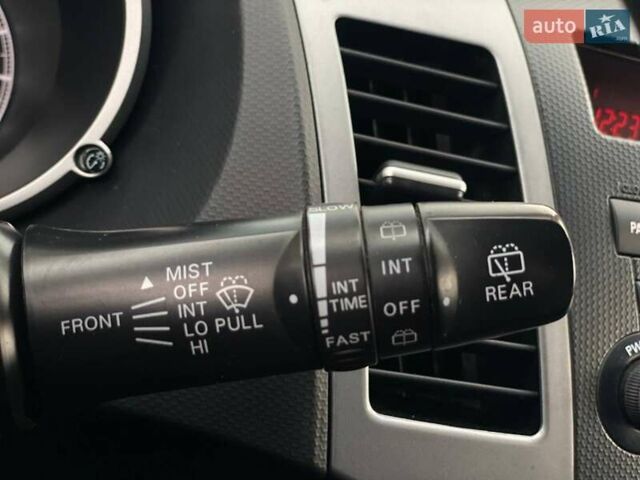 Білий Міцубісі Аутлендер, об'ємом двигуна 2 л та пробігом 248 тис. км за 10490 $, фото 27 на Automoto.ua