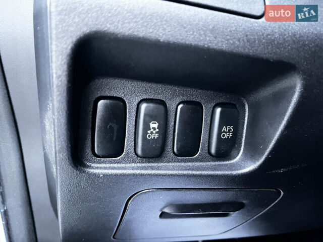 Белый Мицубиси Аутлендер, объемом двигателя 2.3 л и пробегом 161 тыс. км за 11150 $, фото 41 на Automoto.ua