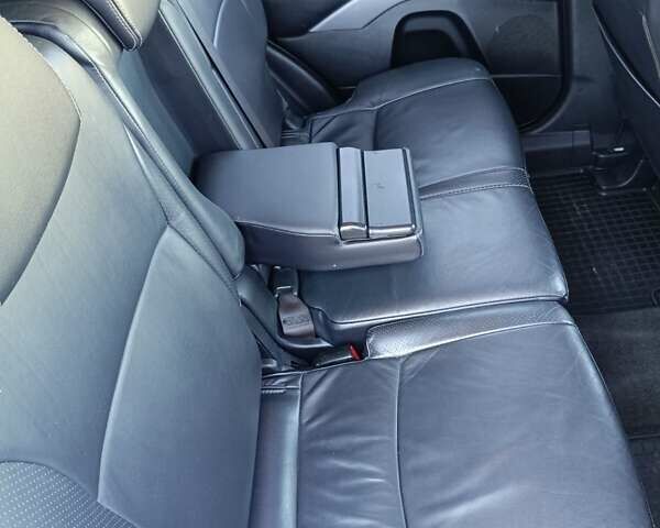 Белый Мицубиси Аутлендер, объемом двигателя 2.2 л и пробегом 232 тыс. км за 10950 $, фото 12 на Automoto.ua