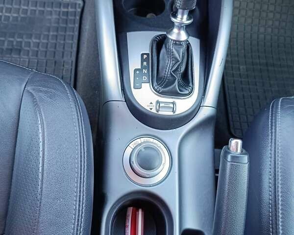 Белый Мицубиси Аутлендер, объемом двигателя 2.2 л и пробегом 232 тыс. км за 10950 $, фото 15 на Automoto.ua