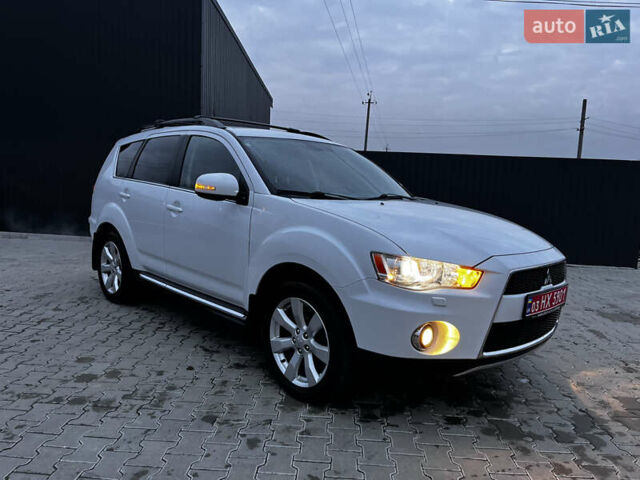 Белый Мицубиси Аутлендер, объемом двигателя 2.3 л и пробегом 161 тыс. км за 11150 $, фото 50 на Automoto.ua