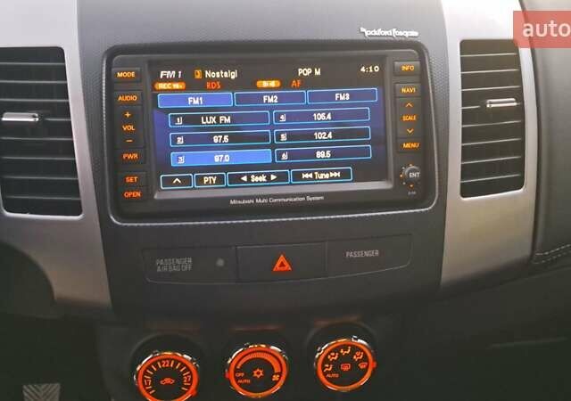 Белый Мицубиси Аутлендер, объемом двигателя 2.27 л и пробегом 191 тыс. км за 10999 $, фото 19 на Automoto.ua