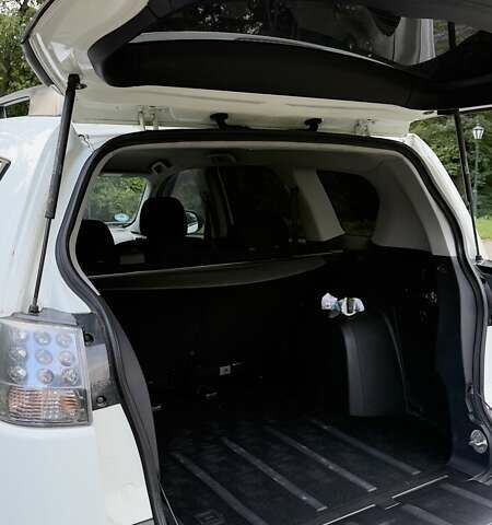 Белый Мицубиси Аутлендер, объемом двигателя 2 л и пробегом 172 тыс. км за 10999 $, фото 41 на Automoto.ua