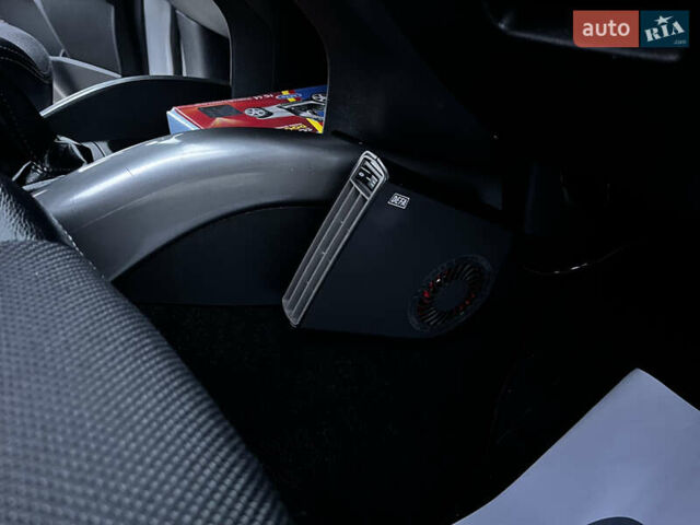 Белый Мицубиси Аутлендер, объемом двигателя 2.3 л и пробегом 161 тыс. км за 11150 $, фото 44 на Automoto.ua