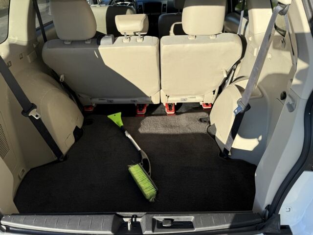 Белый Мицубиси Аутлендер, объемом двигателя 2.4 л и пробегом 223 тыс. км за 10500 $, фото 5 на Automoto.ua