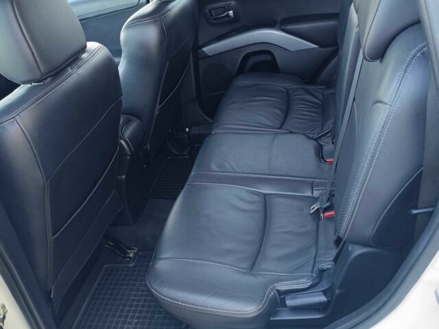 Белый Мицубиси Аутлендер, объемом двигателя 2.2 л и пробегом 232 тыс. км за 11100 $, фото 11 на Automoto.ua