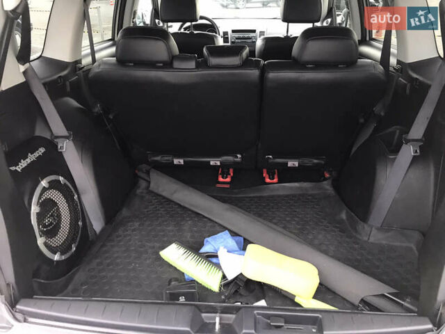 Белый Мицубиси Аутлендер, объемом двигателя 2.18 л и пробегом 285 тыс. км за 11500 $, фото 18 на Automoto.ua