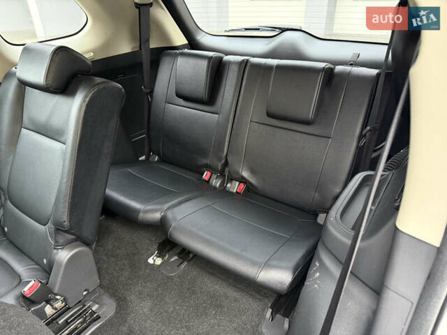 Белый Мицубиси Аутлендер, объемом двигателя 2.27 л и пробегом 264 тыс. км за 13500 $, фото 30 на Automoto.ua