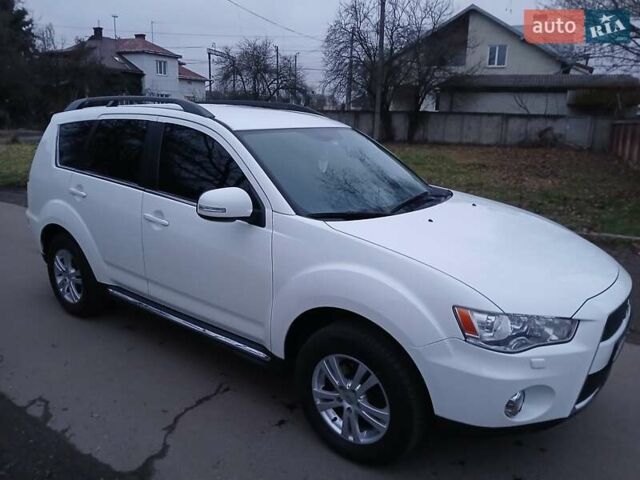 Білий Міцубісі Аутлендер, об'ємом двигуна 2.2 л та пробігом 181 тис. км за 12300 $, фото 9 на Automoto.ua