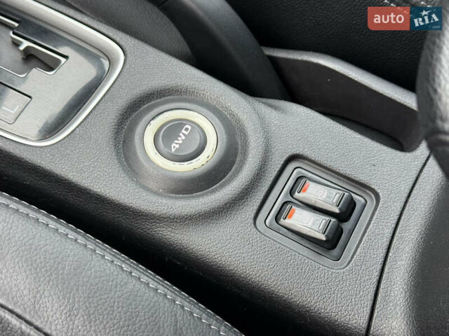 Белый Мицубиси Аутлендер, объемом двигателя 2.27 л и пробегом 264 тыс. км за 13500 $, фото 34 на Automoto.ua