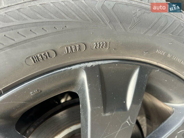 Белый Мицубиси Аутлендер, объемом двигателя 2.2 л и пробегом 226 тыс. км за 10999 $, фото 13 на Automoto.ua