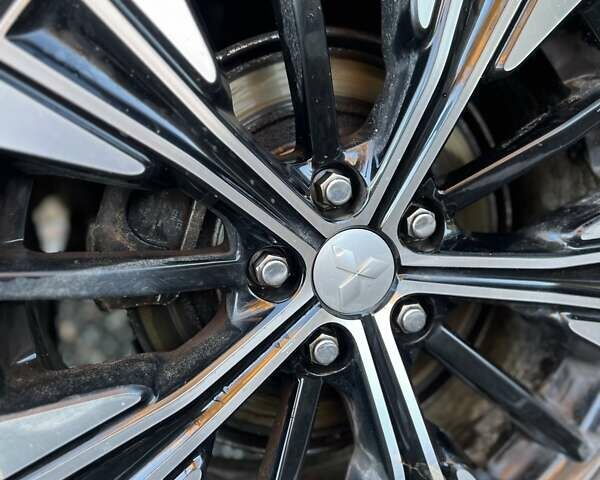 Білий Міцубісі Аутлендер, об'ємом двигуна 2.27 л та пробігом 215 тис. км за 12800 $, фото 21 на Automoto.ua