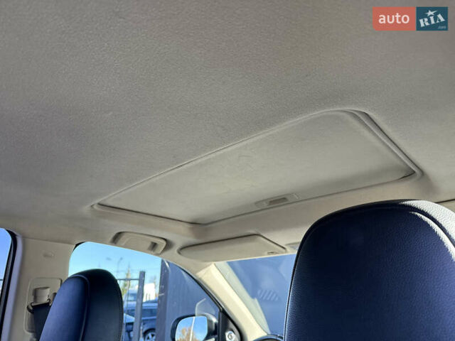 Белый Мицубиси Аутлендер, объемом двигателя 2.4 л и пробегом 148 тыс. км за 12900 $, фото 27 на Automoto.ua