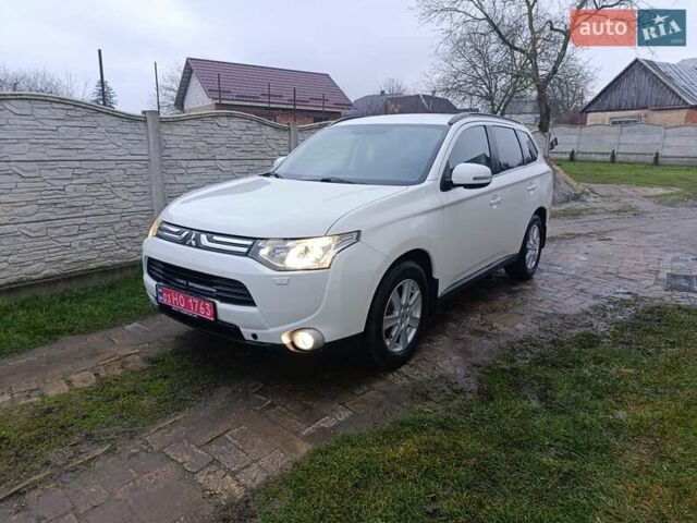 Белый Мицубиси Аутлендер, объемом двигателя 2.2 л и пробегом 278 тыс. км за 12600 $, фото 51 на Automoto.ua