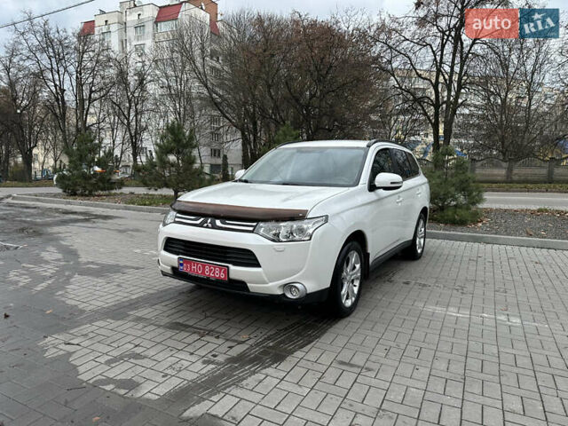 Белый Мицубиси Аутлендер, объемом двигателя 2.2 л и пробегом 225 тыс. км за 11999 $, фото 11 на Automoto.ua
