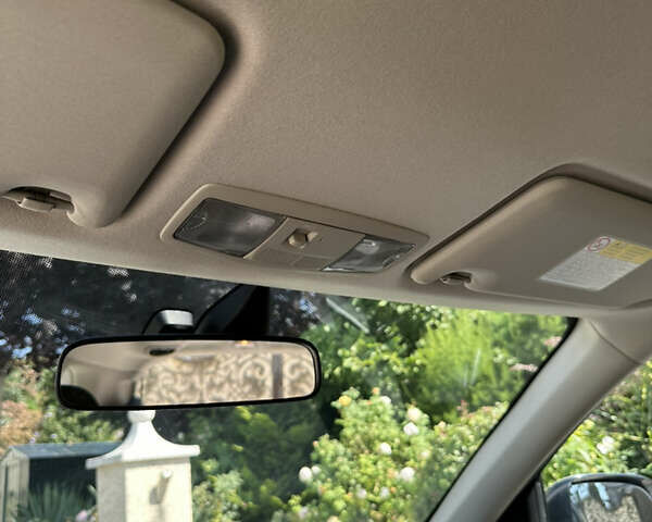 Белый Мицубиси Аутлендер, объемом двигателя 2.4 л и пробегом 114 тыс. км за 16800 $, фото 13 на Automoto.ua