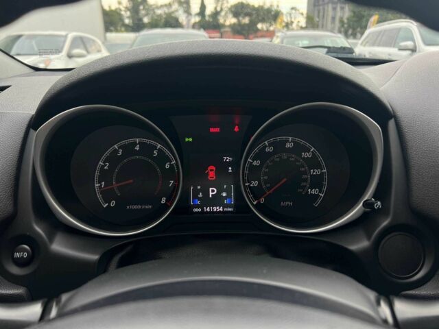 Білий Міцубісі Аутлендер, об'ємом двигуна 2 л та пробігом 224 тис. км за 9900 $, фото 12 на Automoto.ua