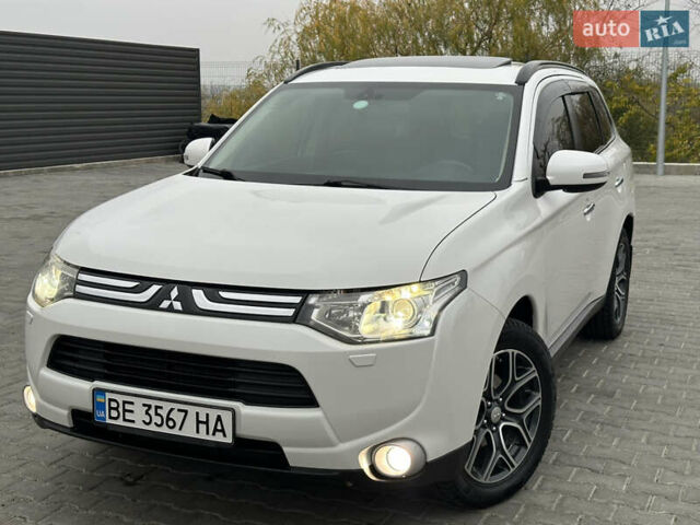 Белый Мицубиси Аутлендер, объемом двигателя 2.4 л и пробегом 175 тыс. км за 13900 $, фото 20 на Automoto.ua