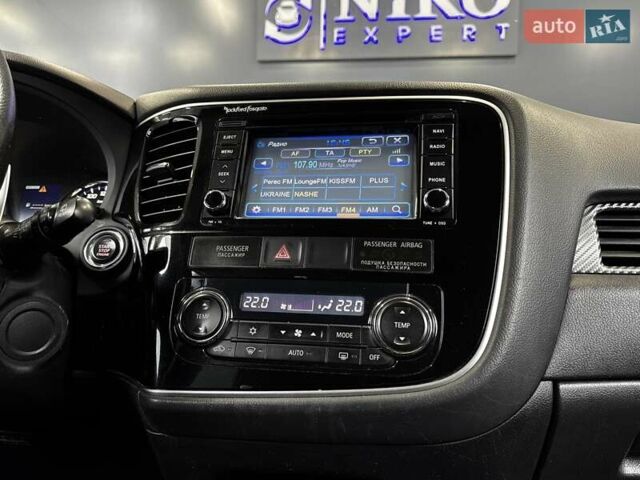 Білий Міцубісі Аутлендер, об'ємом двигуна 2.4 л та пробігом 168 тис. км за 11500 $, фото 33 на Automoto.ua