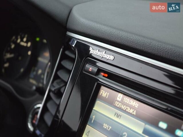 Міцубісі Аутлендер 2013 у Харкові на Automoto.ua Білий Міцубісі Аутлендер, об'ємом двигуна 2.4 л та пробігом 146 тис. км за 12900 $, фото 20 на Automoto.ua