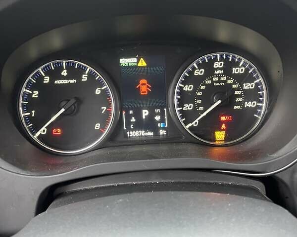 Міцубісі Аутлендер 2013 у Харкові на Automoto.ua Білий Міцубісі Аутлендер, об'ємом двигуна 2.4 л та пробігом 209 тис. км за 13000 $, фото 9 на Automoto.ua