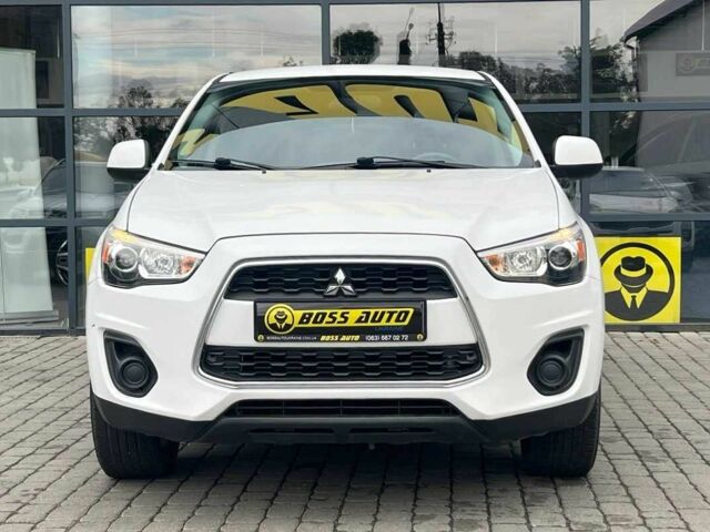 Білий Міцубісі Аутлендер, об'ємом двигуна 2 л та пробігом 224 тис. км за 9900 $, фото 1 на Automoto.ua