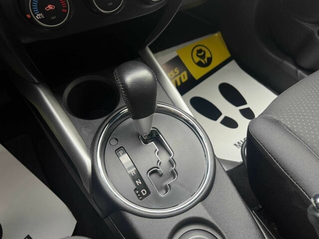 Білий Міцубісі Аутлендер, об'ємом двигуна 2 л та пробігом 224 тис. км за 9900 $, фото 14 на Automoto.ua