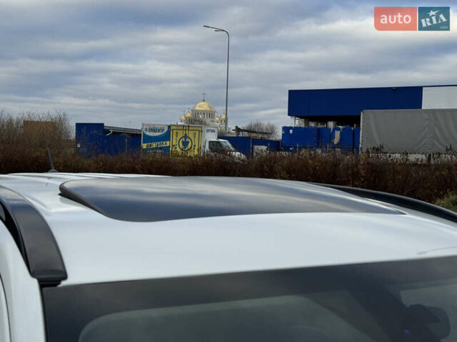 Белый Мицубиси Аутлендер, объемом двигателя 2.3 л и пробегом 214 тыс. км за 15499 $, фото 15 на Automoto.ua