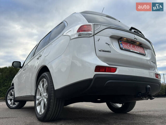 Белый Мицубиси Аутлендер, объемом двигателя 2.3 л и пробегом 214 тыс. км за 15499 $, фото 75 на Automoto.ua